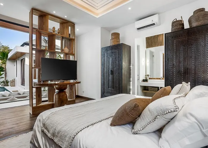 Priviere Luxury - *